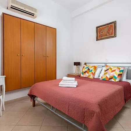 Apartment Mouragio View
